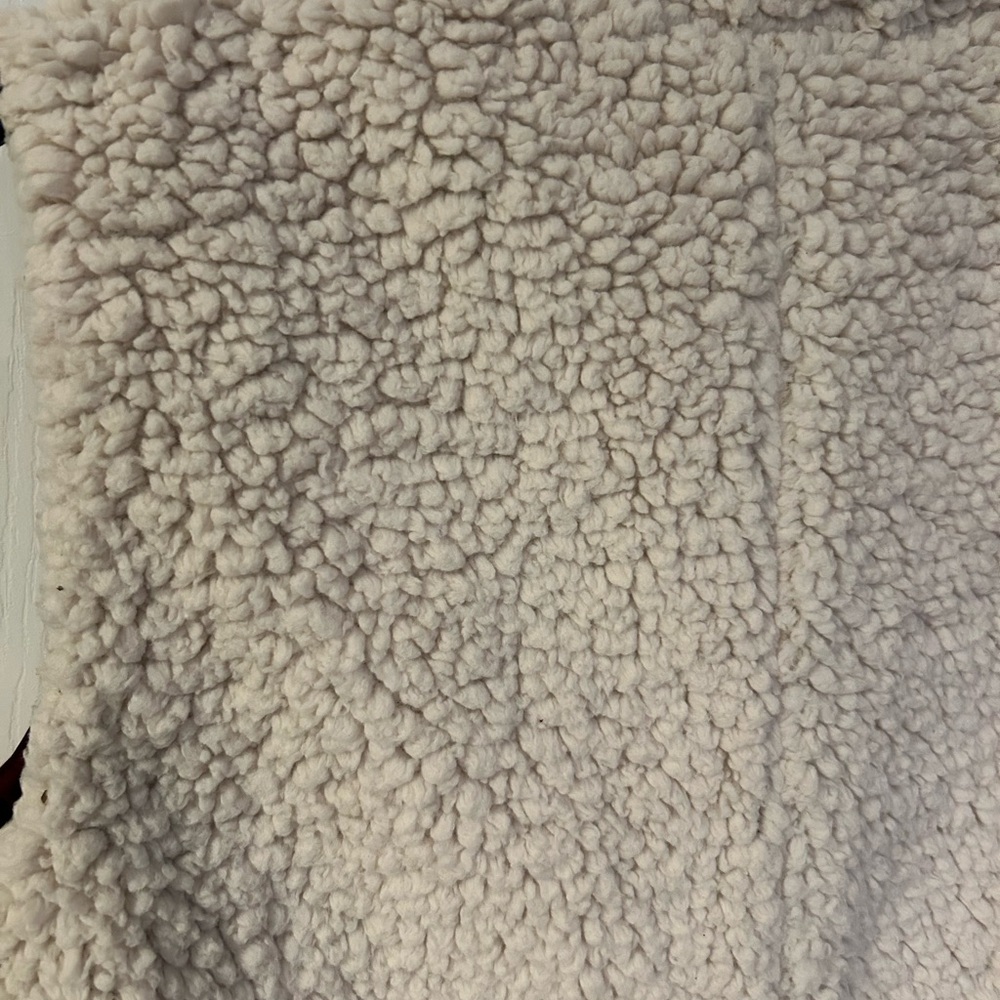 The North Face Merriewood Reversible Vest Women’s Small Maroon Sherpa - Picture 11 of 14